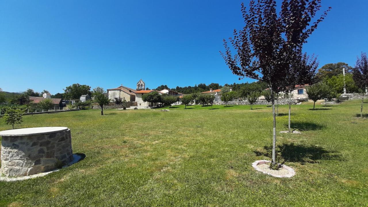 Apartmán O Muino Casa Ferrador Ribeira Sacra Barantes Exteriér fotografie
